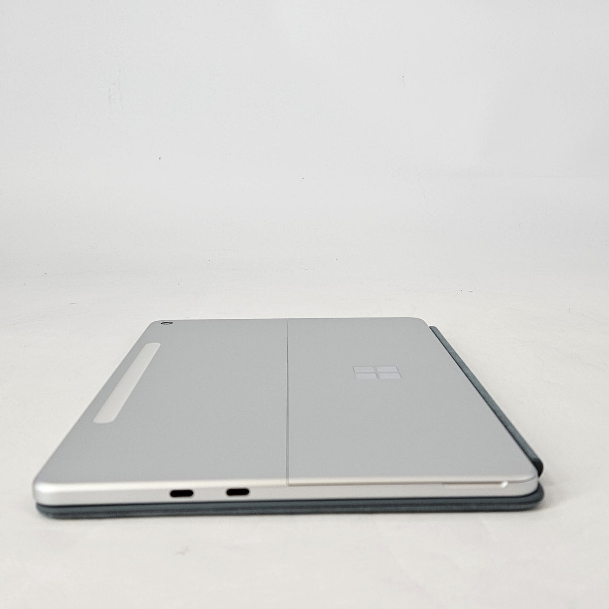 Surface Pro 12 Silver WiFi 3.3 GHz Qualcomm Snapdragon X Plus 16GB RAM 256GB UniversalFlashStorage
