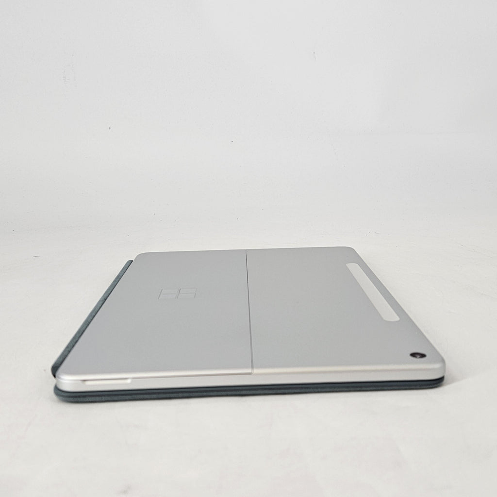 Surface Pro 12 Silver WiFi 3.3 GHz Qualcomm Snapdragon X Plus 16GB RAM 256GB UniversalFlashStorage
