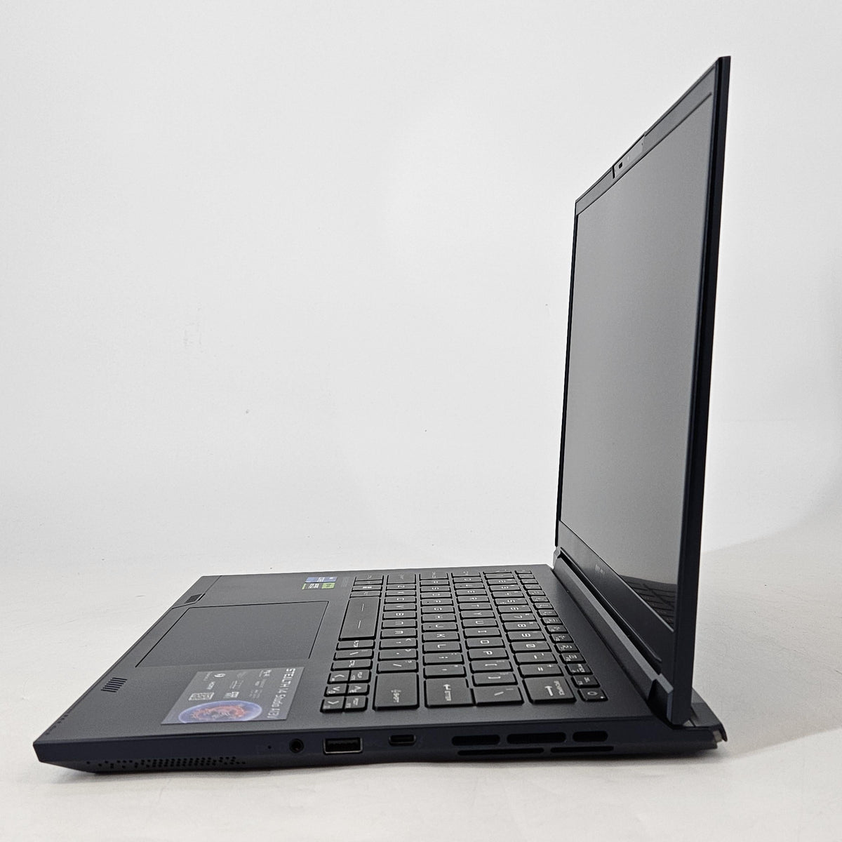 MSI Stealth 14 Studio 14 Blue 2.4 GHz Intel Core i7 13th Gen. 16GB RAM 1TB Solid State Drive NVIDIA GeForce RTX 4060 8 GB