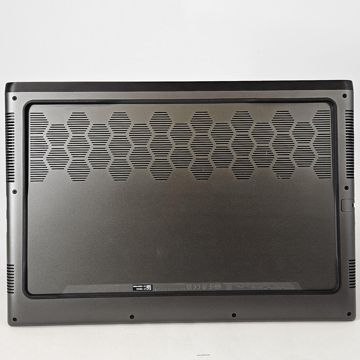 Dell Alienware M16 R2 Black 1.4 GHz Intel Core Ultra 7 16GB RAM 1TB Solid State Drive NVIDIA GeForce RTX 4070 8 GB