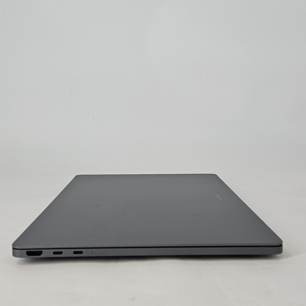 Galaxy Book6 Ultra 16 Gray 1.9 GHz Intel Core Ultra 7 Series 3 32GB RAM 1TB Solid State Drive NVIDIA GeForce RTX 5060 8 GB