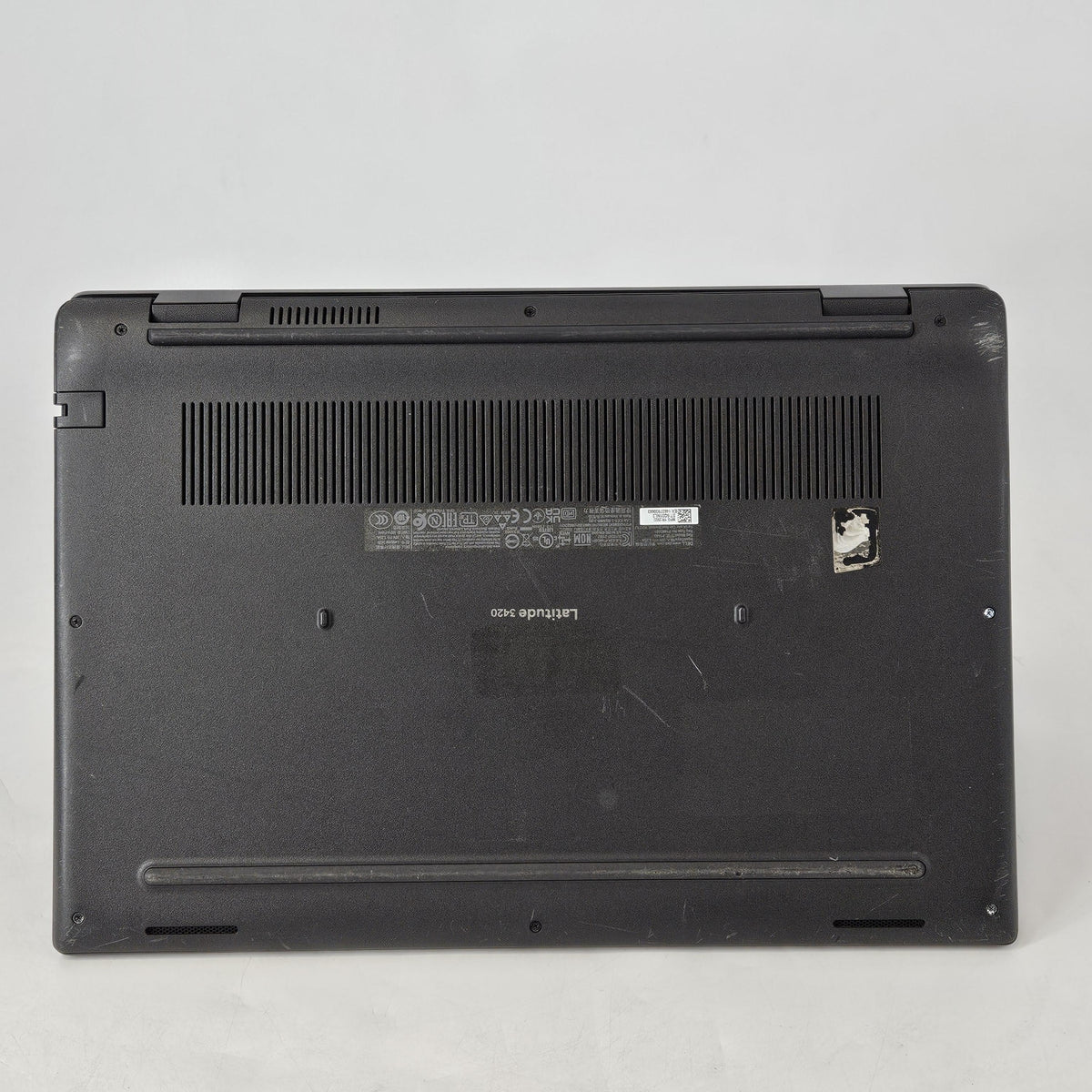Dell Latitude 3420 14 Black 3.0 GHz Intel Core i3 11th Gen. 8GB RAM 256GB Solid State Drive