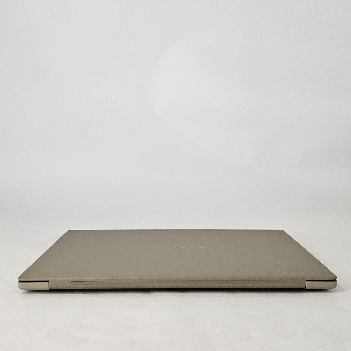 Asus Zenbook A 16 Zabriskie Beige 4.4 GHz Qualcomm Snapdragon X2 Elite Extreme 48GB RAM 1TB Solid State Drive