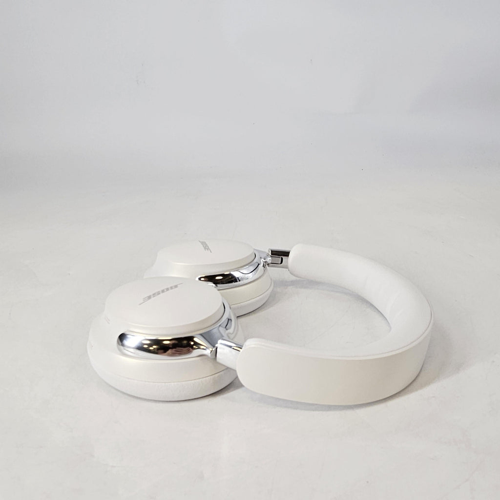 Bose QuietComfort Ultra Headphones White Smoke