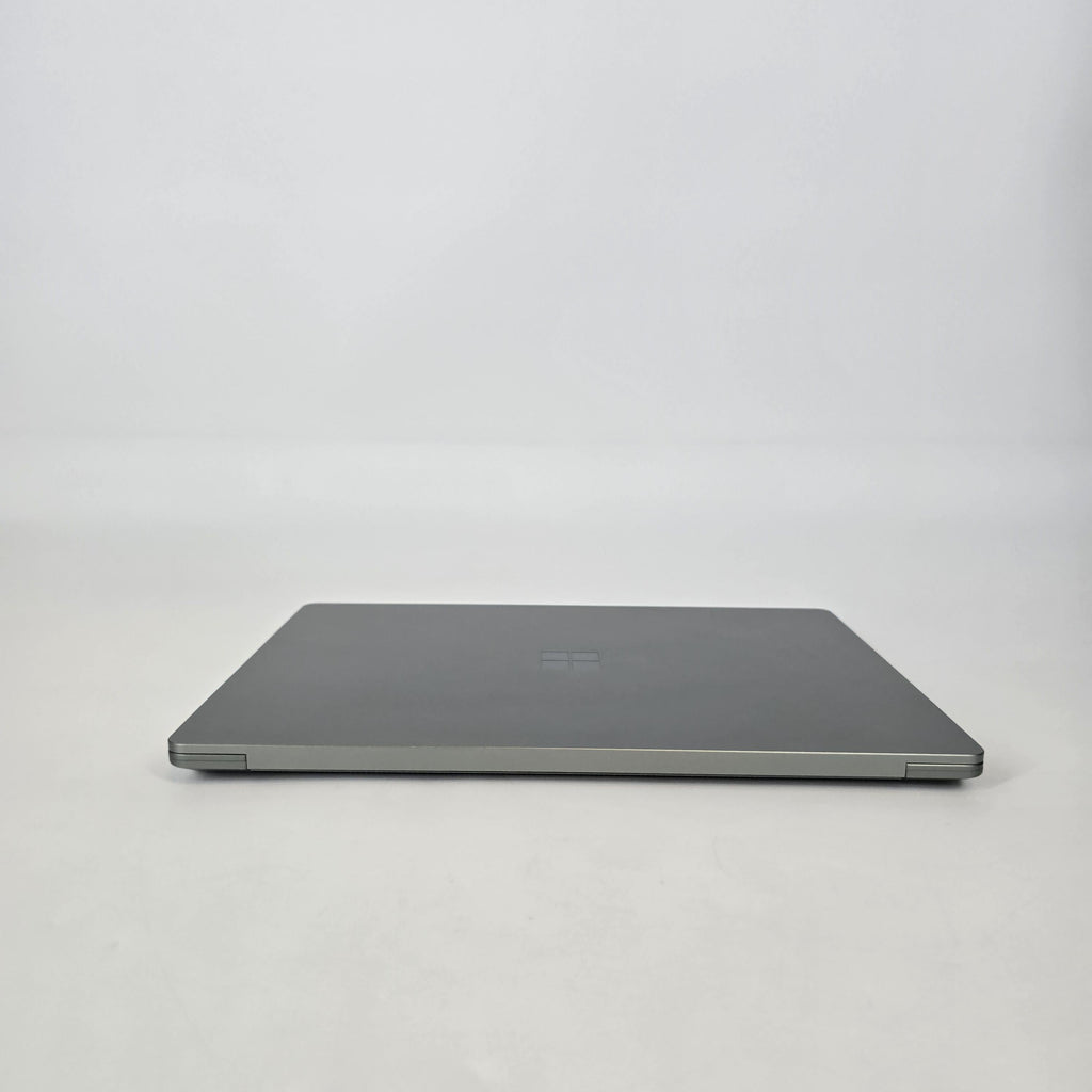 Microsoft Surface Laptop 5 13.5 Green 2.7 GHz Intel Core i7 12th Gen. 16GB RAM 512GB Solid State Drive