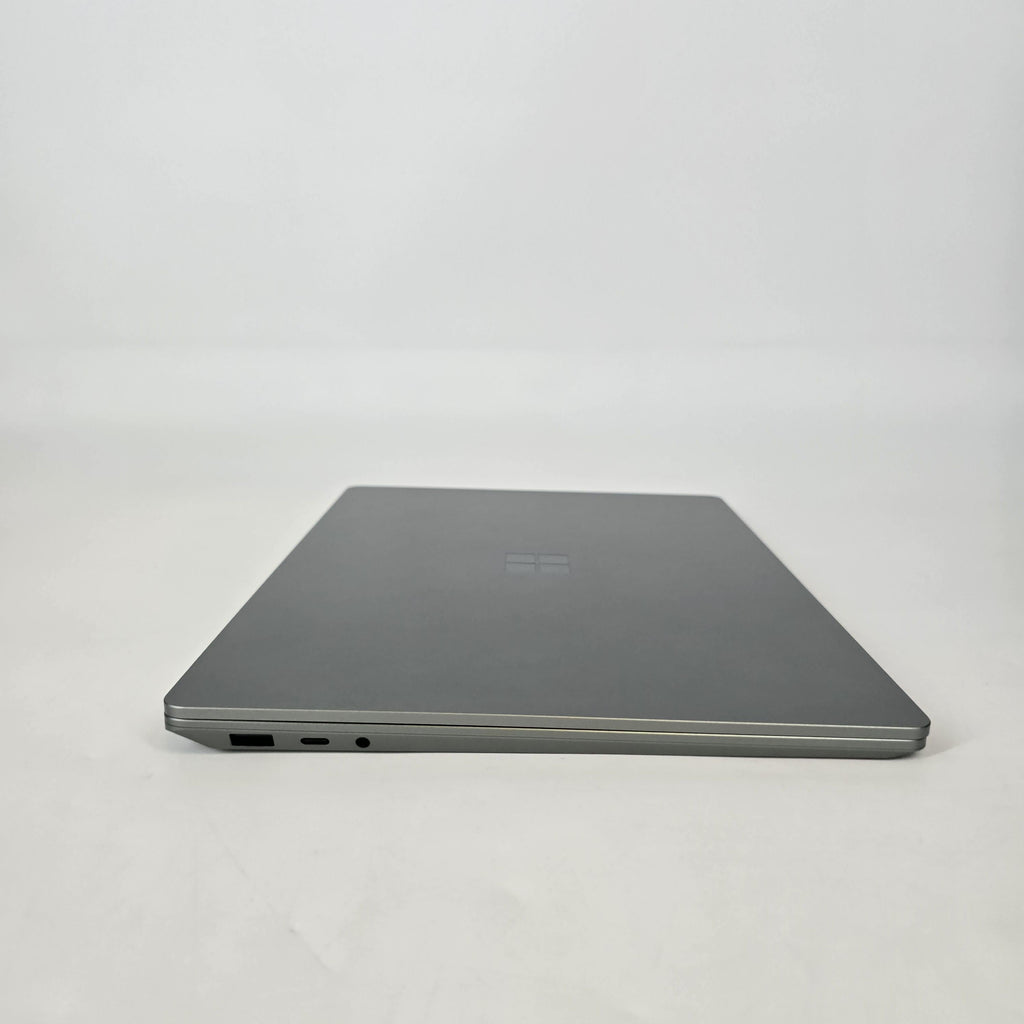 Microsoft Surface Laptop 5 13.5 Green 2.7 GHz Intel Core i7 12th Gen. 16GB RAM 512GB Solid State Drive