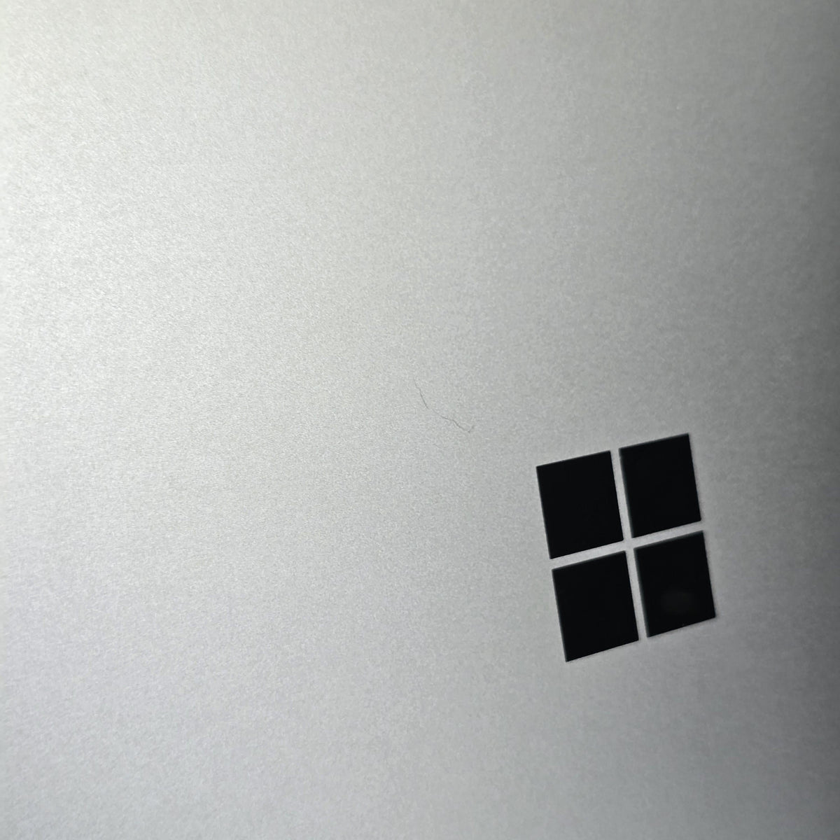 Microsoft Surface Laptop 5 13.5 Green 2.7 GHz Intel Core i7 12th Gen. 16GB RAM 512GB Solid State Drive