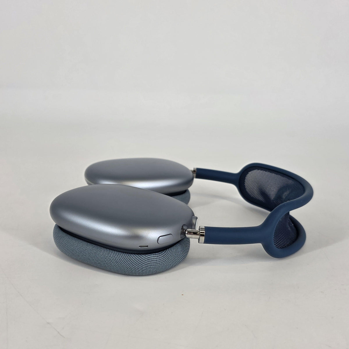 Apple AirPods Max Lightning Blue