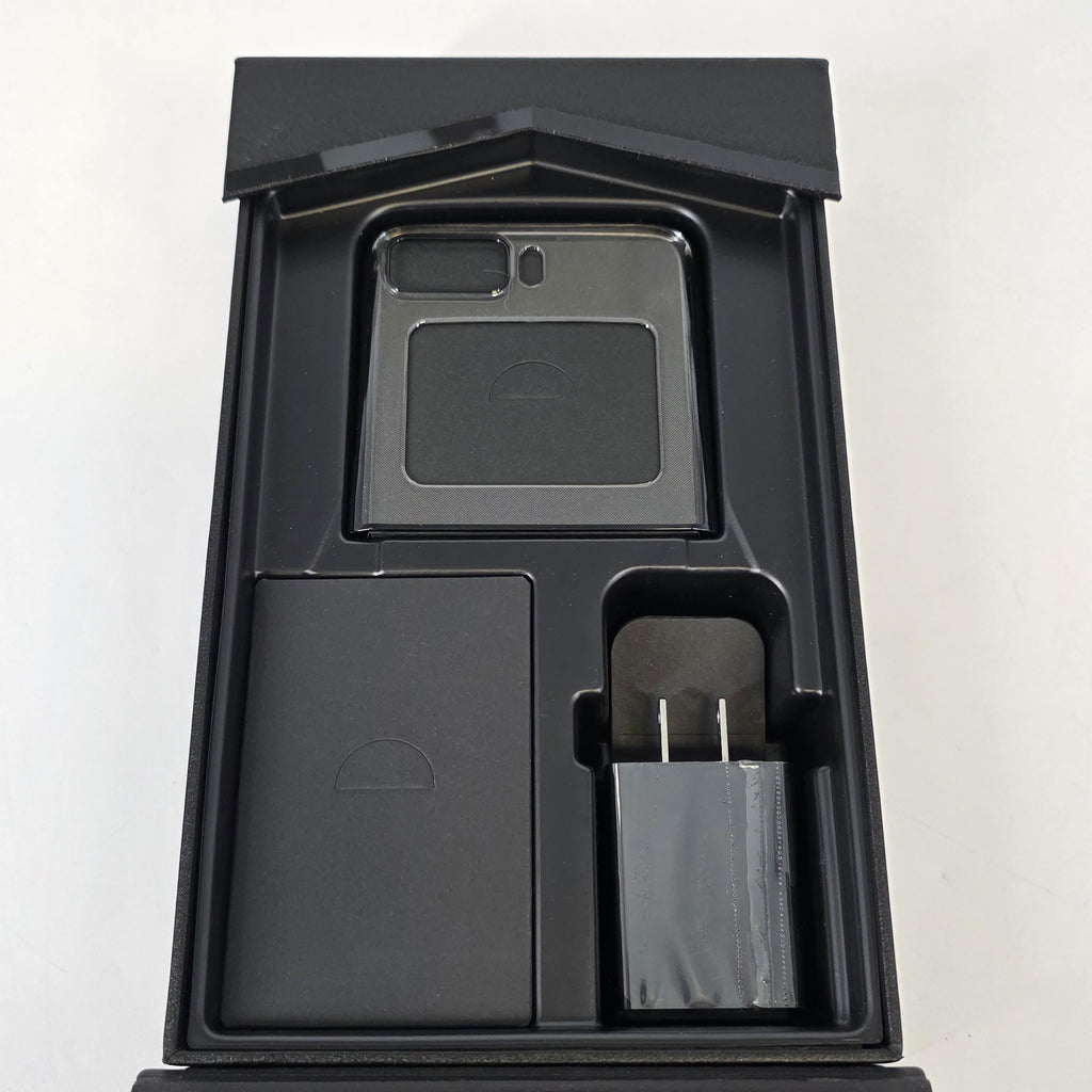 Motorola Razr (2022) 8GB RAM 256GB Black (GSM Unlocked)