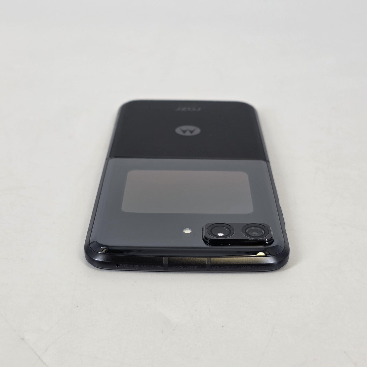 Motorola Razr (2022) 8GB RAM 256GB Black (GSM Unlocked)