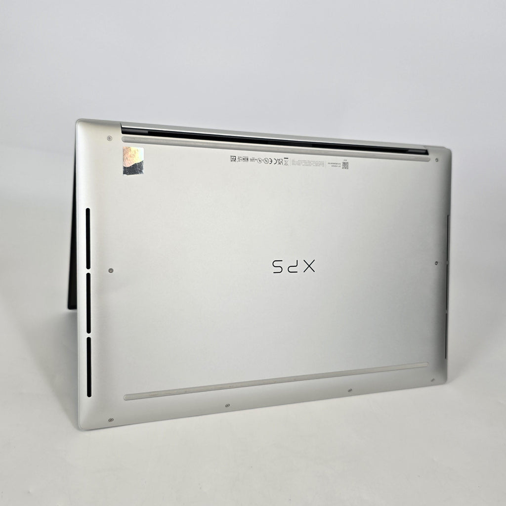 Dell XPS 16 9640 Platinum 2.5 GHz Intel Core Ultra 9 32GB RAM 1TB Solid State Drive NVIDIA GeForce RTX 4060 8 GB