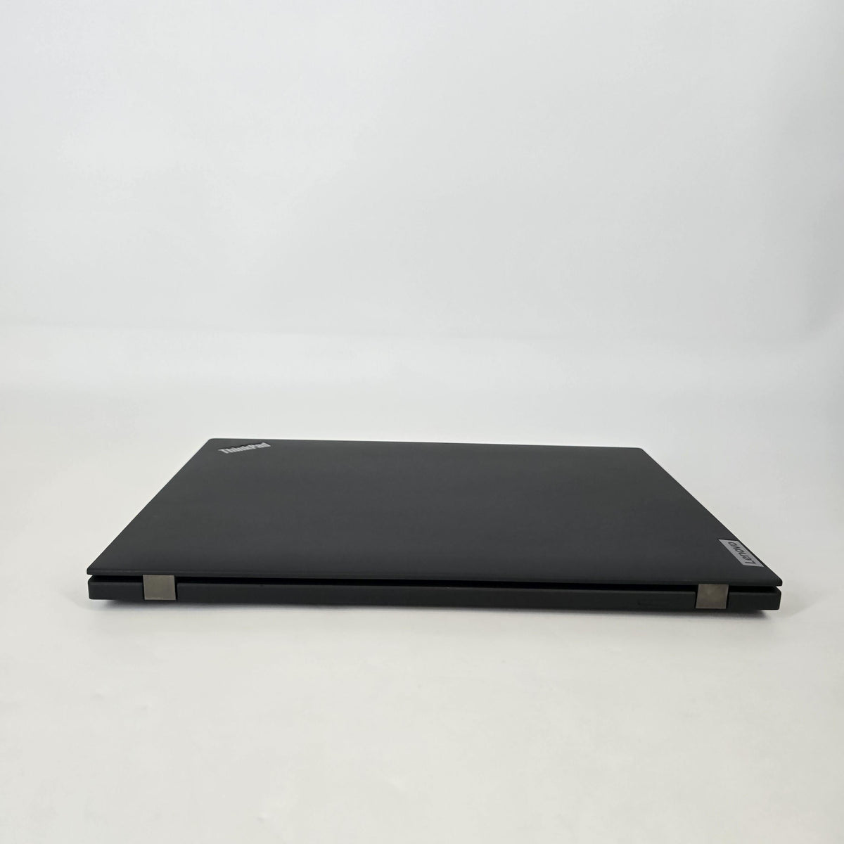 Lenovo ThinkPad T16 Gen 1 Gray 1.8 GHz Intel Core i7 12th Gen. 16GB RAM 1TB Solid State Drive
