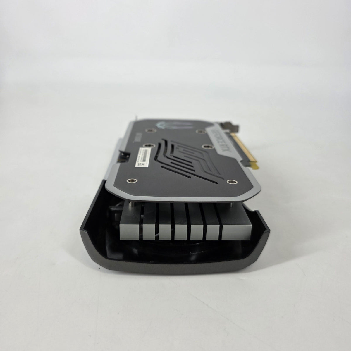 NVIDIA GeForce RTX 4060 8GB RAM