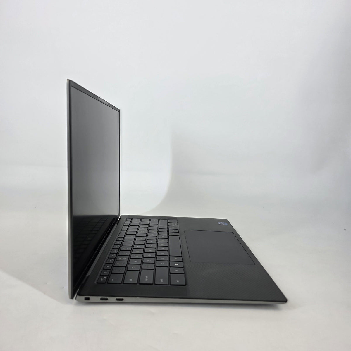 Dell Precision 5570 15.6 Gray 2.5 GHz Intel Core i9 12th Gen. 64GB RAM 1TB Solid State Drive NVIDIA RTX A2000 8 GB