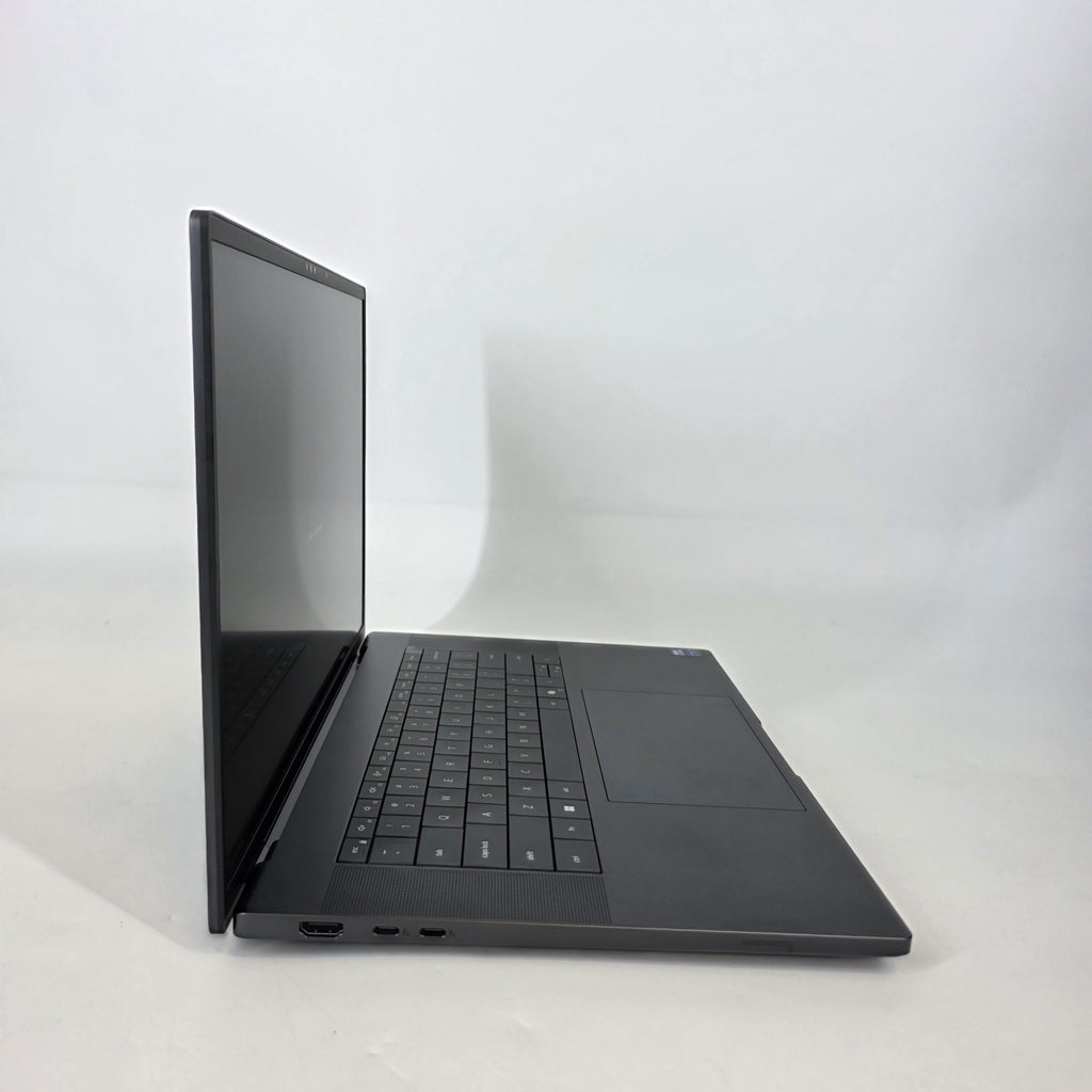 Pro Max 16 Premium MA16250 Magnetite 2.9 GHz Intel Core Ultra 9 Series 2 32GB RAM 1TB Solid State Drive NVIDIA RTX PRO 2000 Blackwell 8 GB