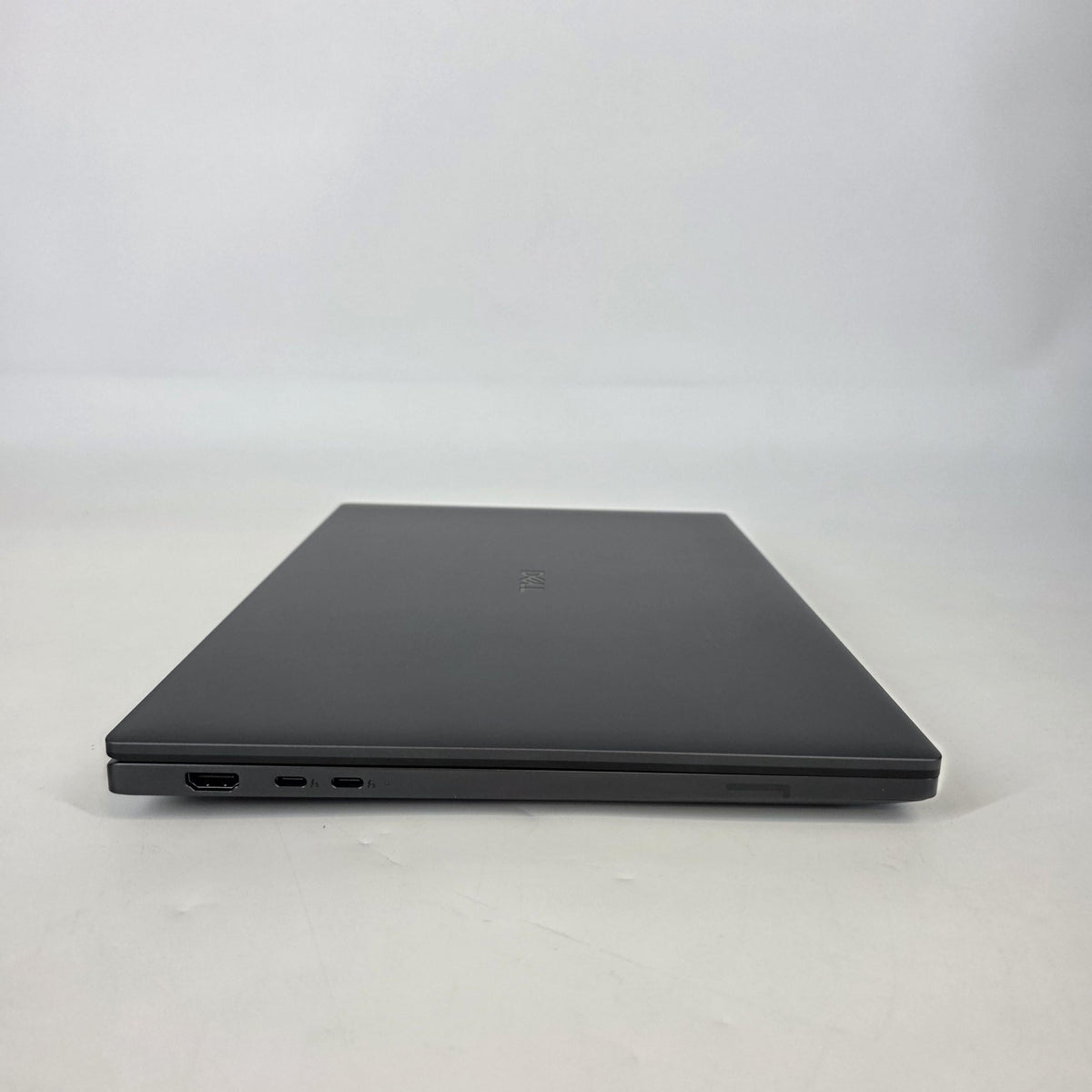 Pro Max 16 Premium MA16250 Magnetite 2.9 GHz Intel Core Ultra 9 Series 2 32GB RAM 1TB Solid State Drive NVIDIA RTX PRO 2000 Blackwell 8 GB