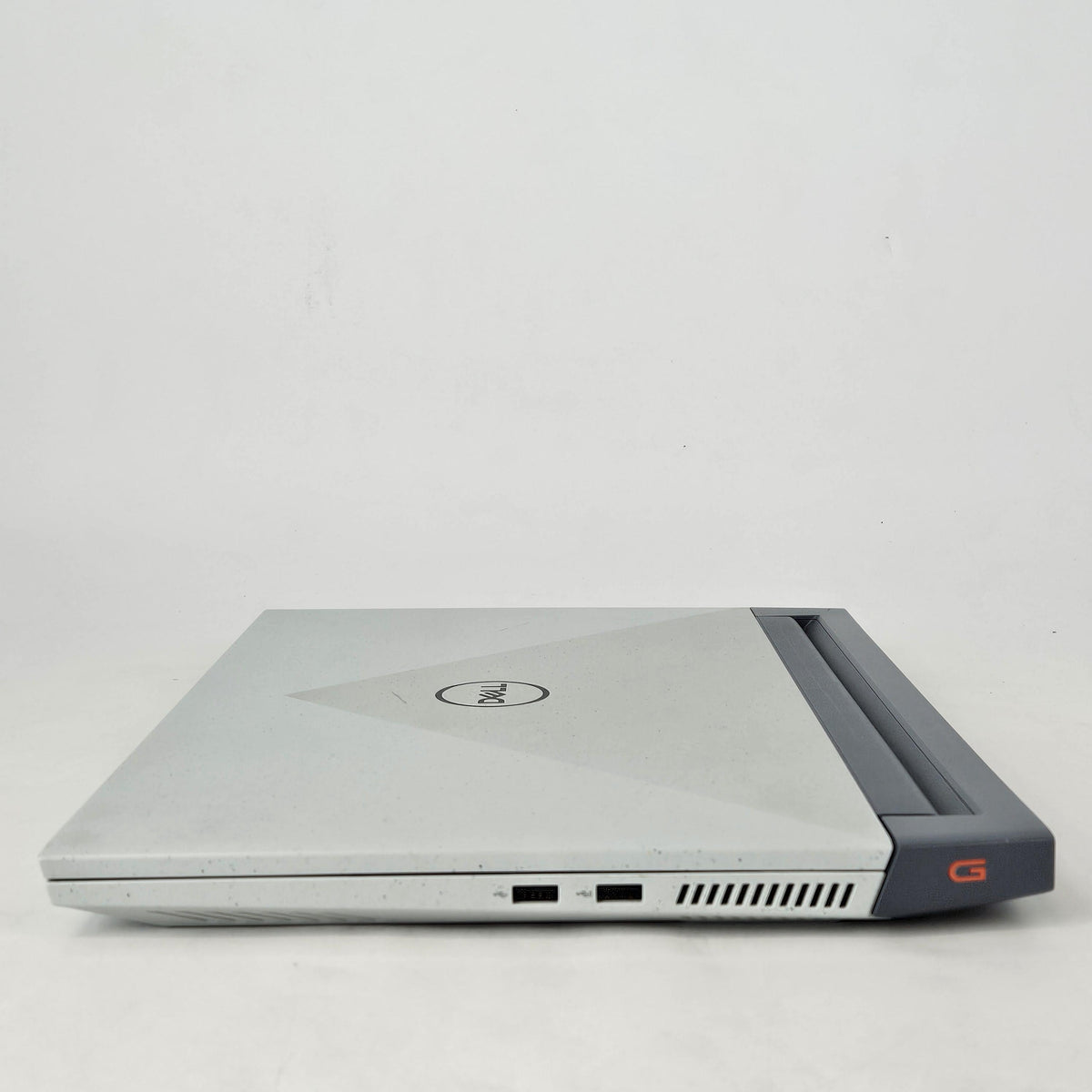 Dell G15 5515 15.6 Gray 3.2 GHz AMD Ryzen 7 5800H 16GB RAM 512GB Solid State Drive NVIDIA GeForce RTX 3050 Ti 4 GB