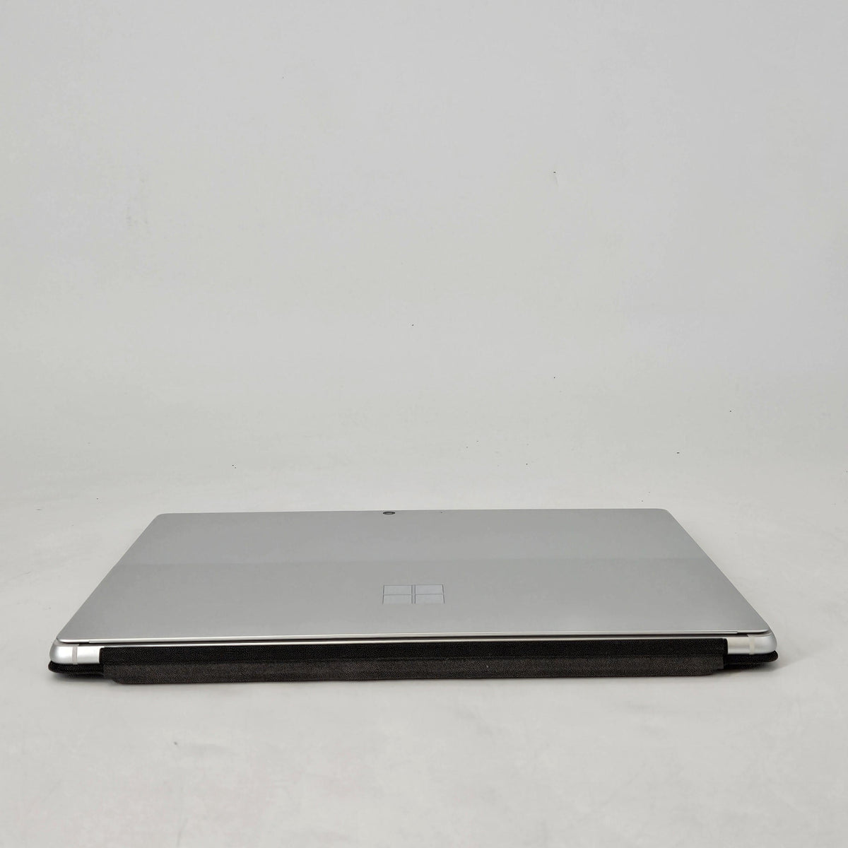 Microsoft Surface Pro 11 13 Silver Unlocked 3.4 GHz Qualcomm Snapdragon X Elite 16GB RAM 512GB Solid State Drive