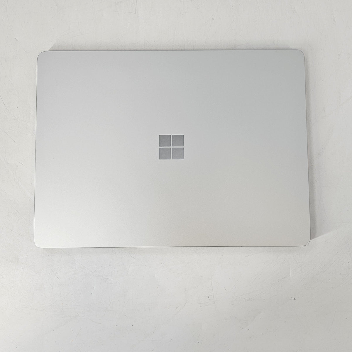 Microsoft Surface Laptop 7 13.8 Platinum Unlocked 2.2 GHz Intel Core Ultra 7 Series 2 32GB RAM 1TB Solid State Drive