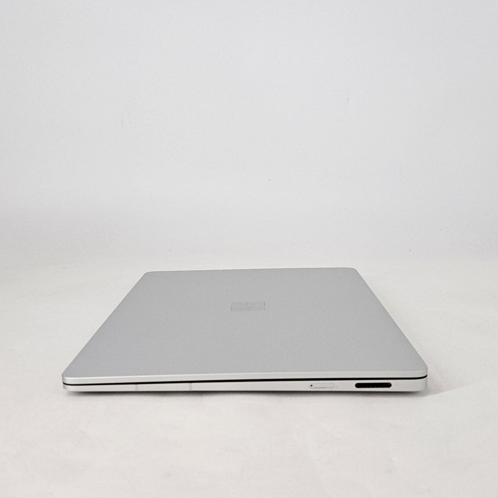 Microsoft Surface Laptop 7 13.8 Platinum Unlocked 2.2 GHz Intel Core Ultra 7 Series 2 32GB RAM 1TB Solid State Drive
