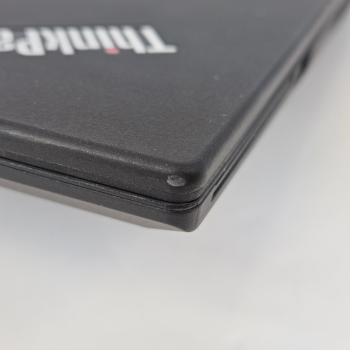 Lenovo ThinkPad T15 Gen 1 Black 1.8 GHz Intel Core i7 10th Gen. 16GB RAM 512GB Solid State Drive