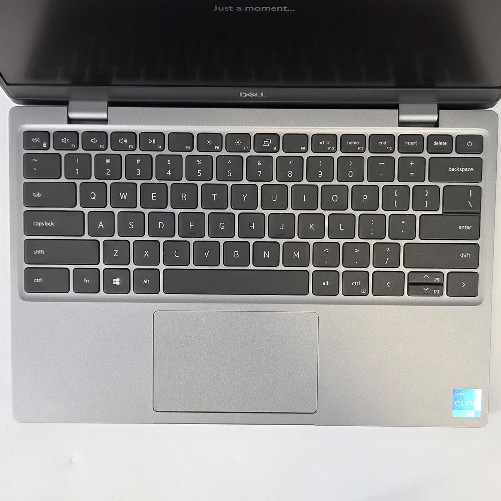 Dell Latitude 3320 13.3 Gray 2.4 GHz Intel Core i5 11th Gen. 8GB RAM 256GB Solid State Drive