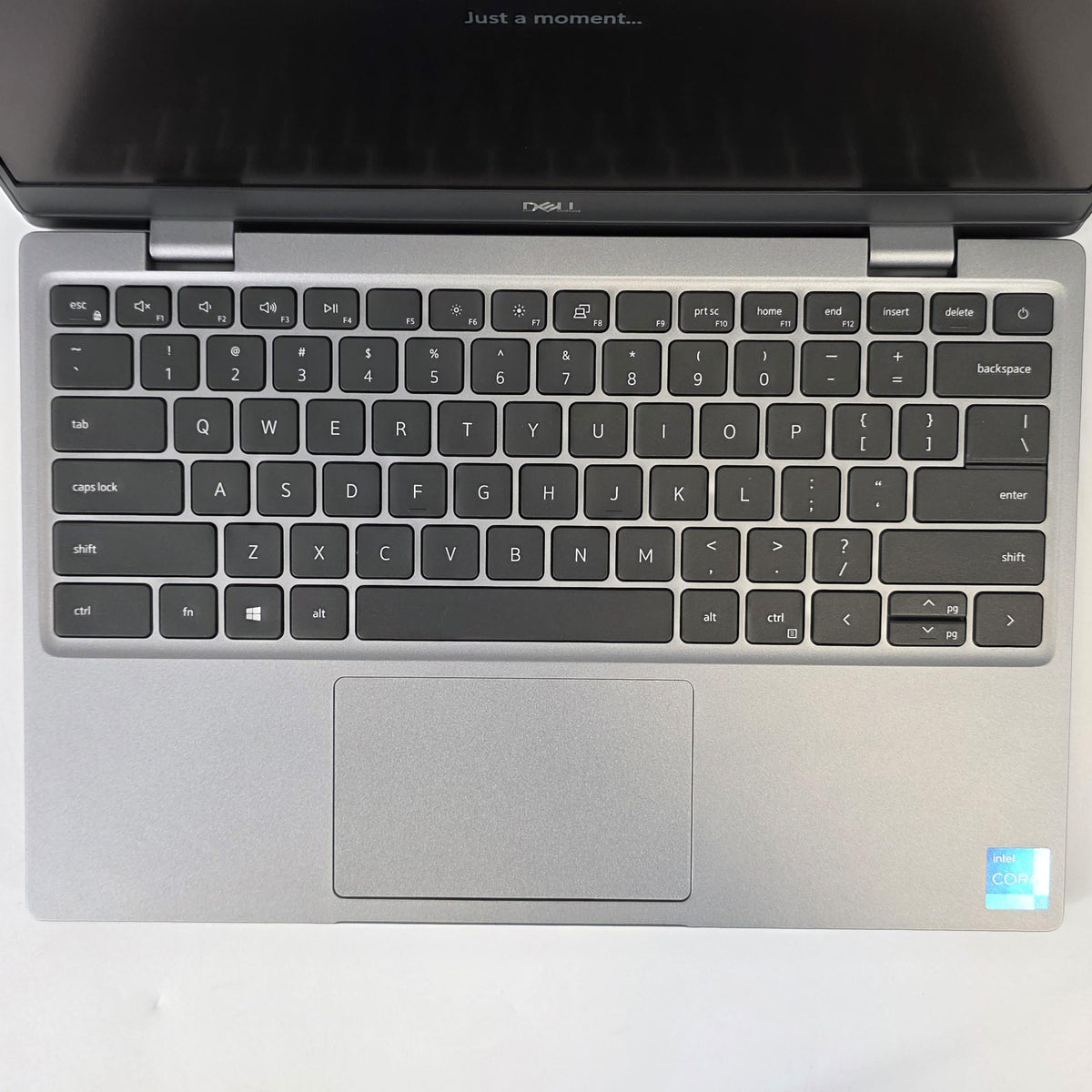 Dell Latitude 3320 13.3 Gray 2.4 GHz Intel Core i5 11th Gen. 8GB RAM 256GB Solid State Drive