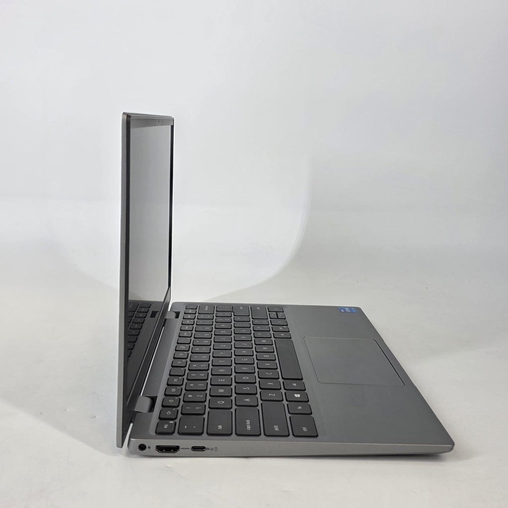 Dell Latitude 3320 13.3 Gray 2.4 GHz Intel Core i5 11th Gen. 8GB RAM 256GB Solid State Drive