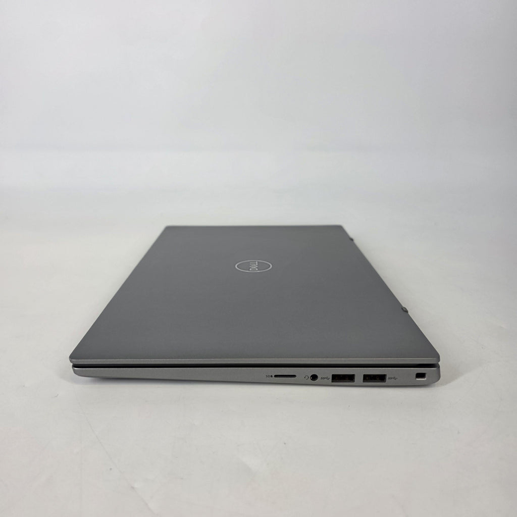 Dell Latitude 3320 13.3 Gray 2.4 GHz Intel Core i5 11th Gen. 8GB RAM 256GB Solid State Drive
