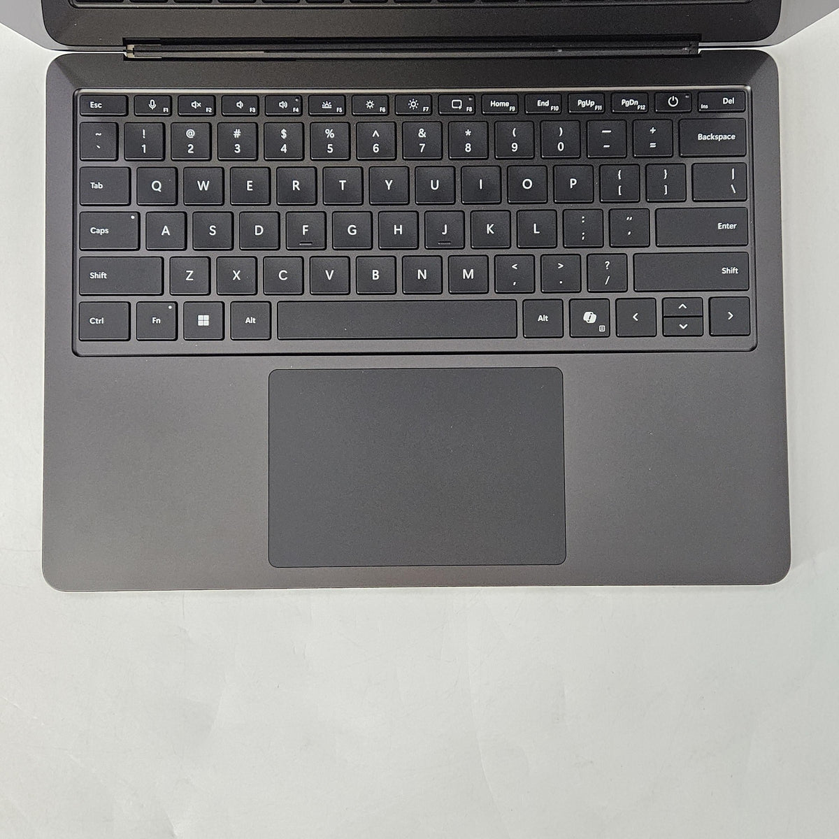 Microsoft Surface Laptop 8 13.8 Black WiFi 4.01 GHz Qualcomm Snapdragon X2 Plus 32GB RAM 512GB Solid State Drive