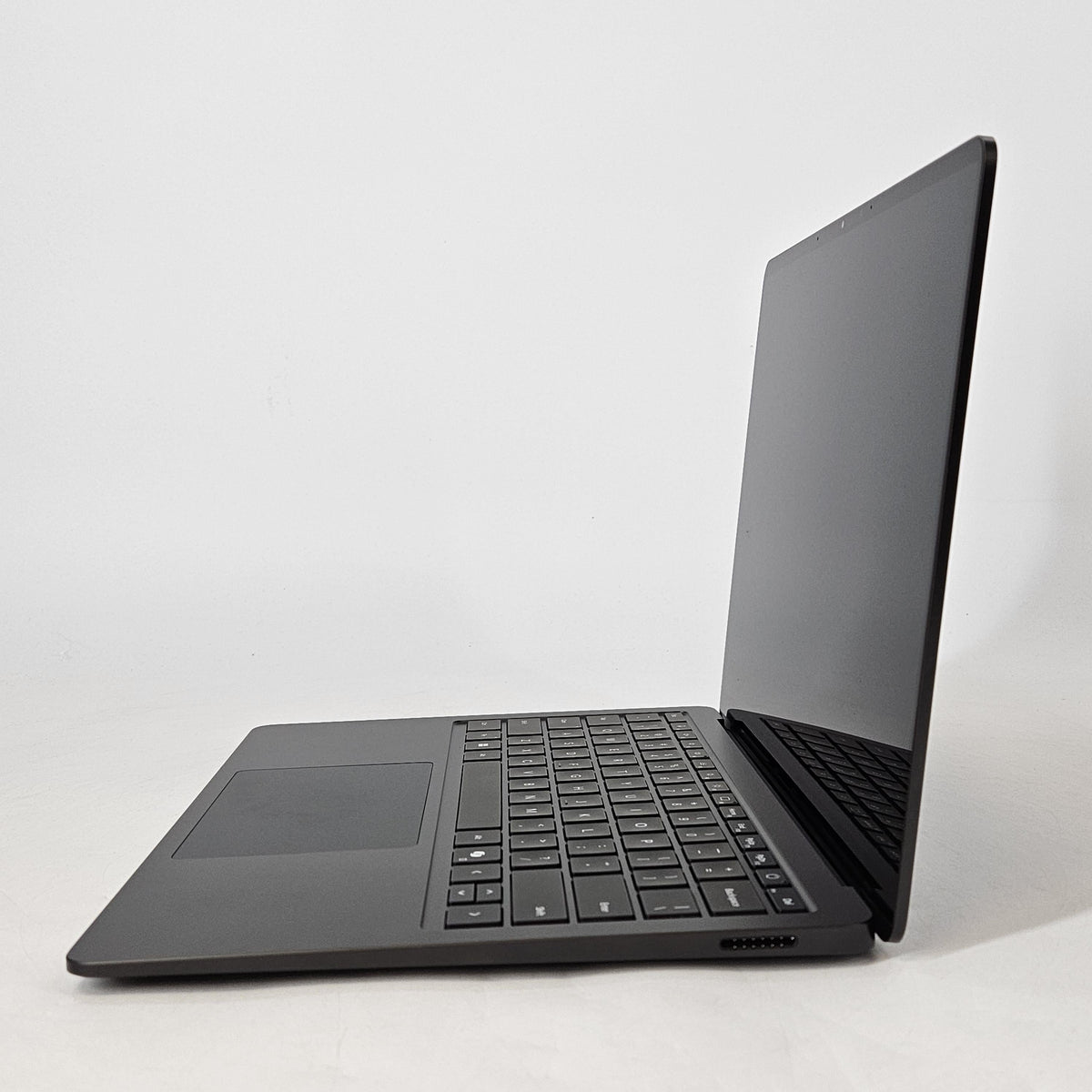 Microsoft Surface Laptop 8 13.8 Black WiFi 4.01 GHz Qualcomm Snapdragon X2 Plus 32GB RAM 512GB Solid State Drive