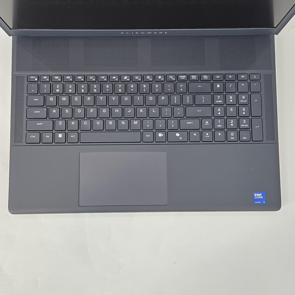 Alienware 18 Area-51 Teal 2.7 GHz Intel Core Ultra 9 Series 2 32GB RAM 2TB Solid State Drive NVIDIA GeForce RTX 5070 Ti 12 GB