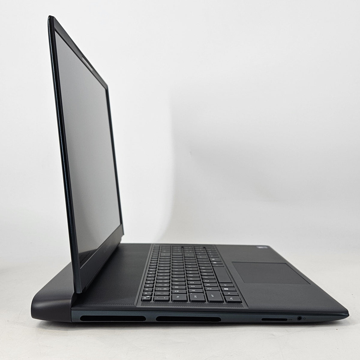 Alienware 18 Area-51 Teal 2.7 GHz Intel Core Ultra 9 Series 2 32GB RAM 2TB Solid State Drive NVIDIA GeForce RTX 5070 Ti 12 GB