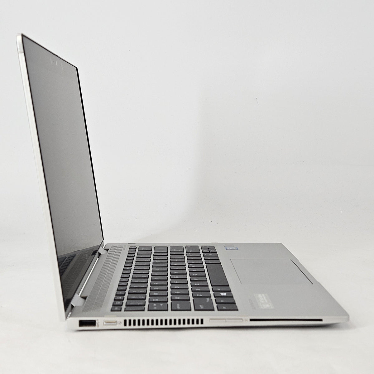Latitude 7320 13.3 Gray 3.0 GHz Intel Core i7 11th Gen. 16GB RAM 256GB Solid State Drive