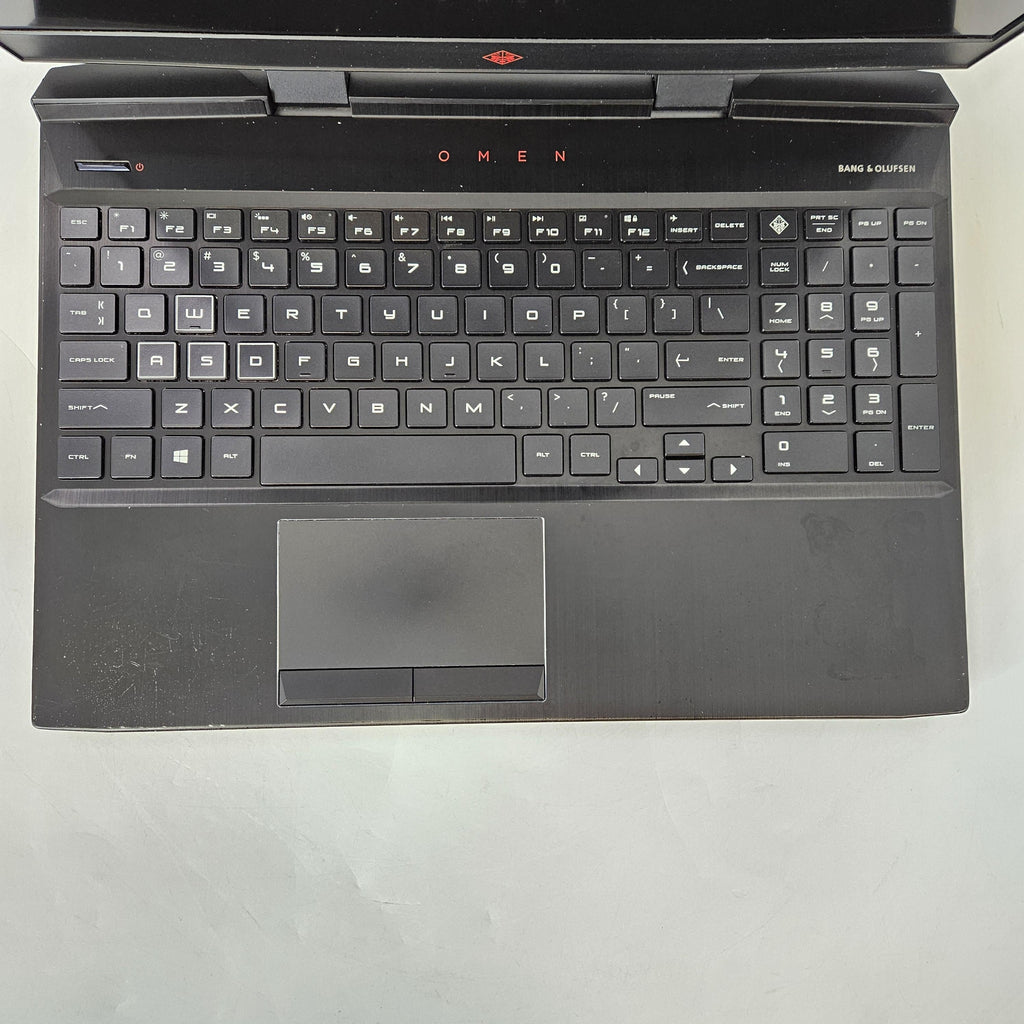 HP Omen 15 Black 2.6 GHz Intel Core i7 9th Gen. 16GB RAM 256GB Solid State Drive NVIDIA GeForce GTX 1650 4 GB