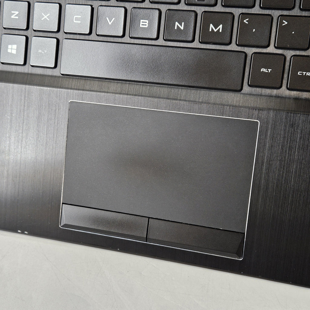 HP Omen 15 Black 2.6 GHz Intel Core i7 9th Gen. 16GB RAM 256GB Solid State Drive NVIDIA GeForce GTX 1650 4 GB