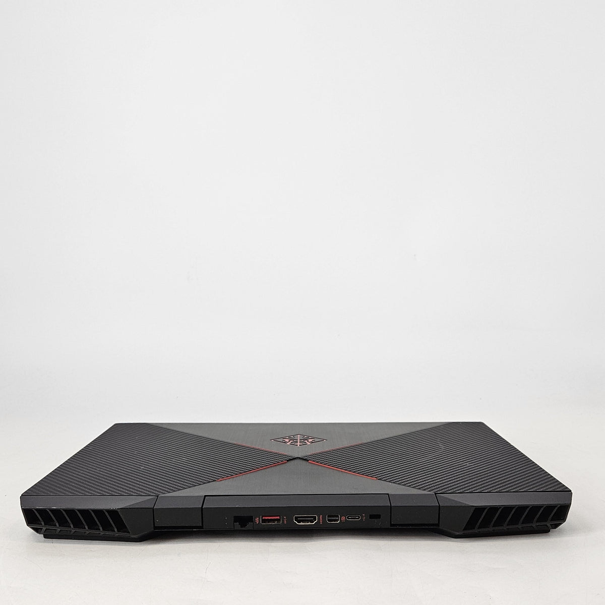 HP Omen 15 Black 2.6 GHz Intel Core i7 9th Gen. 16GB RAM 256GB Solid State Drive NVIDIA GeForce GTX 1650 4 GB