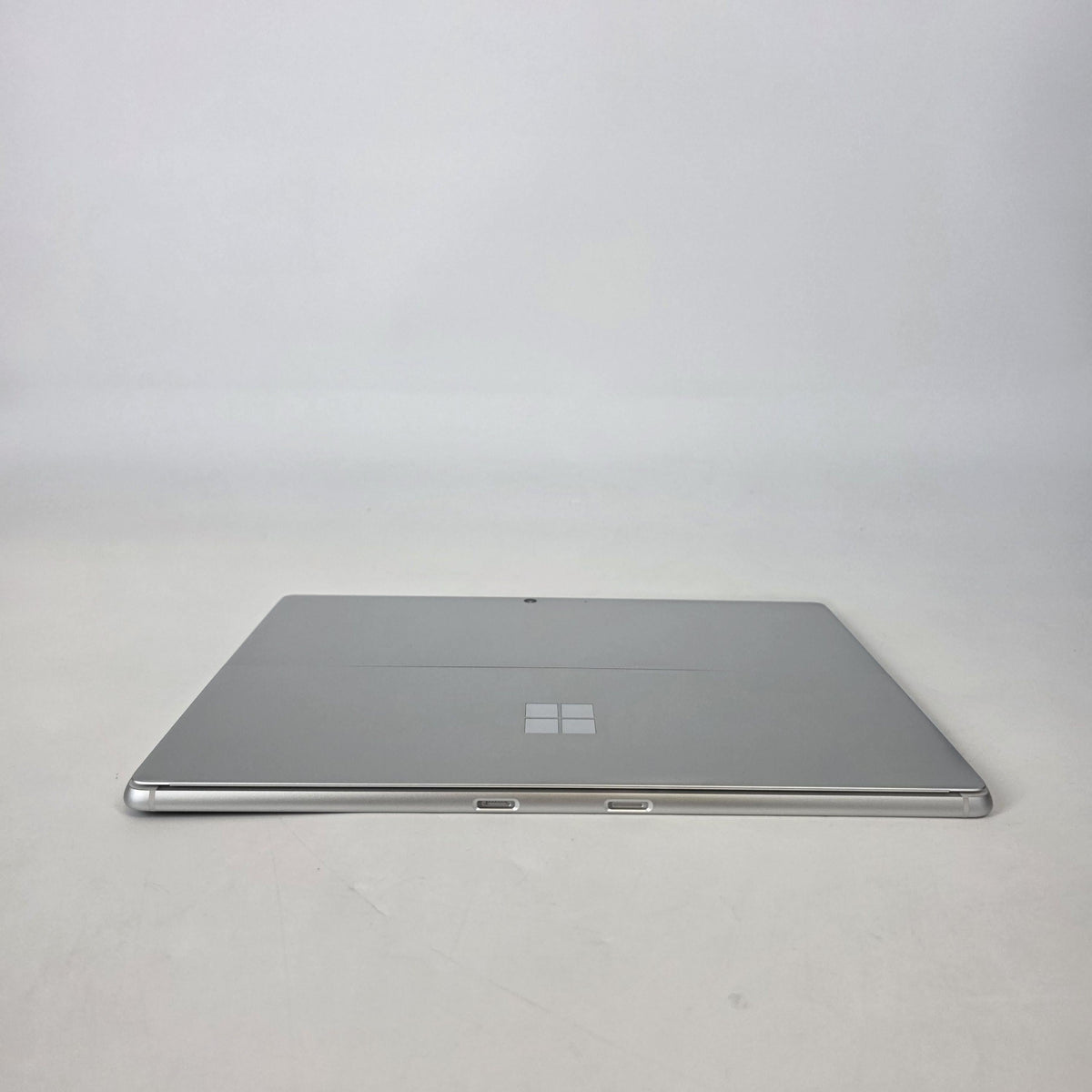 Microsoft Surface Pro 10 13 Silver Unlocked 2.1 GHz Intel Core Ultra 7 64GB RAM 1TB Solid State Drive