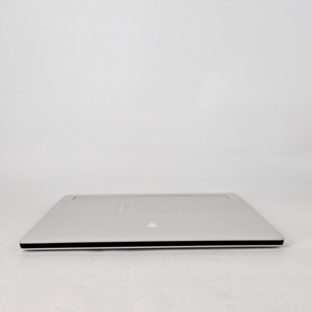 Dell Alienware X15 R1 White 2.5 GHz Intel Core i9 11th Gen. 32GB RAM 1TB Solid State Drive NVIDIA GeForce RTX 3070 8 GB