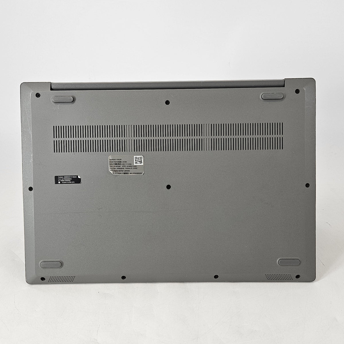 Lenovo IdeaPad 3i 15.6 Silver 1.2 GHz Intel Core i3 10th Gen. 8GB RAM 256GB Solid State Drive