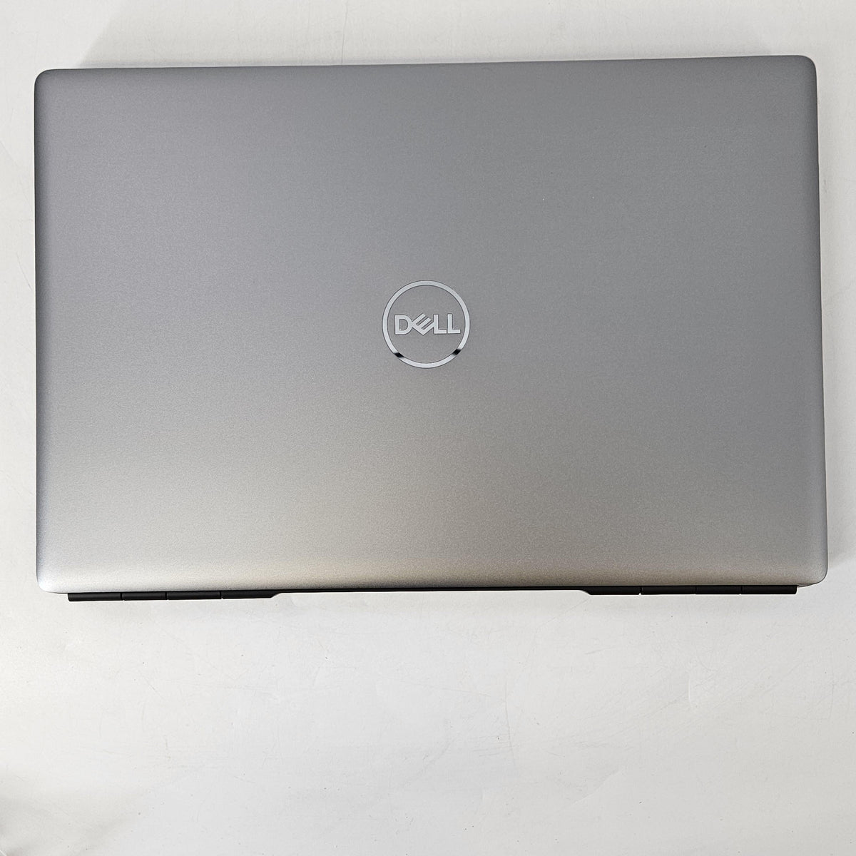Dell Precision 7560 15.6 Gray 2.6 GHz 8-Core Intel Xeon W 64GB RAM 1TB Solid State Drive NVIDIA RTX A5000 16 GB