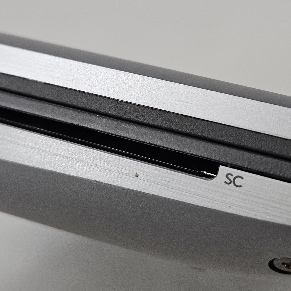 Dell Precision 7560 15.6 Gray 2.6 GHz 8-Core Intel Xeon W 64GB RAM 1TB Solid State Drive NVIDIA RTX A5000 16 GB