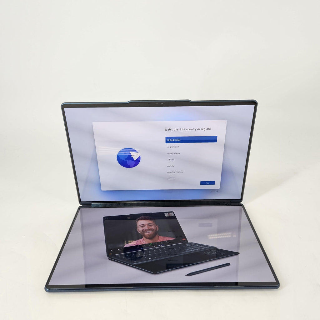 Lenovo Yoga Book 9i 13.3 Blue 2.0 GHz Intel Core Ultra 7 Series 2 16GB RAM 1TB Solid State Drive
