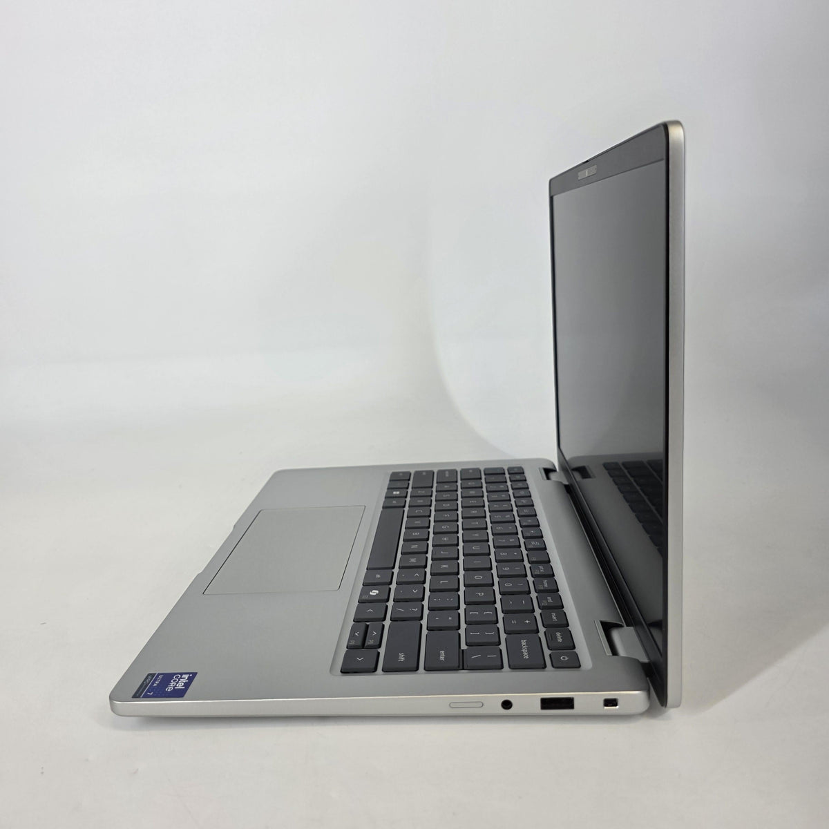 Dell Pro 14 PC14250 Platinum Silver 2.2 GHz Intel Core Ultra 7 Series 2 32GB RAM 1TB Solid State Drive