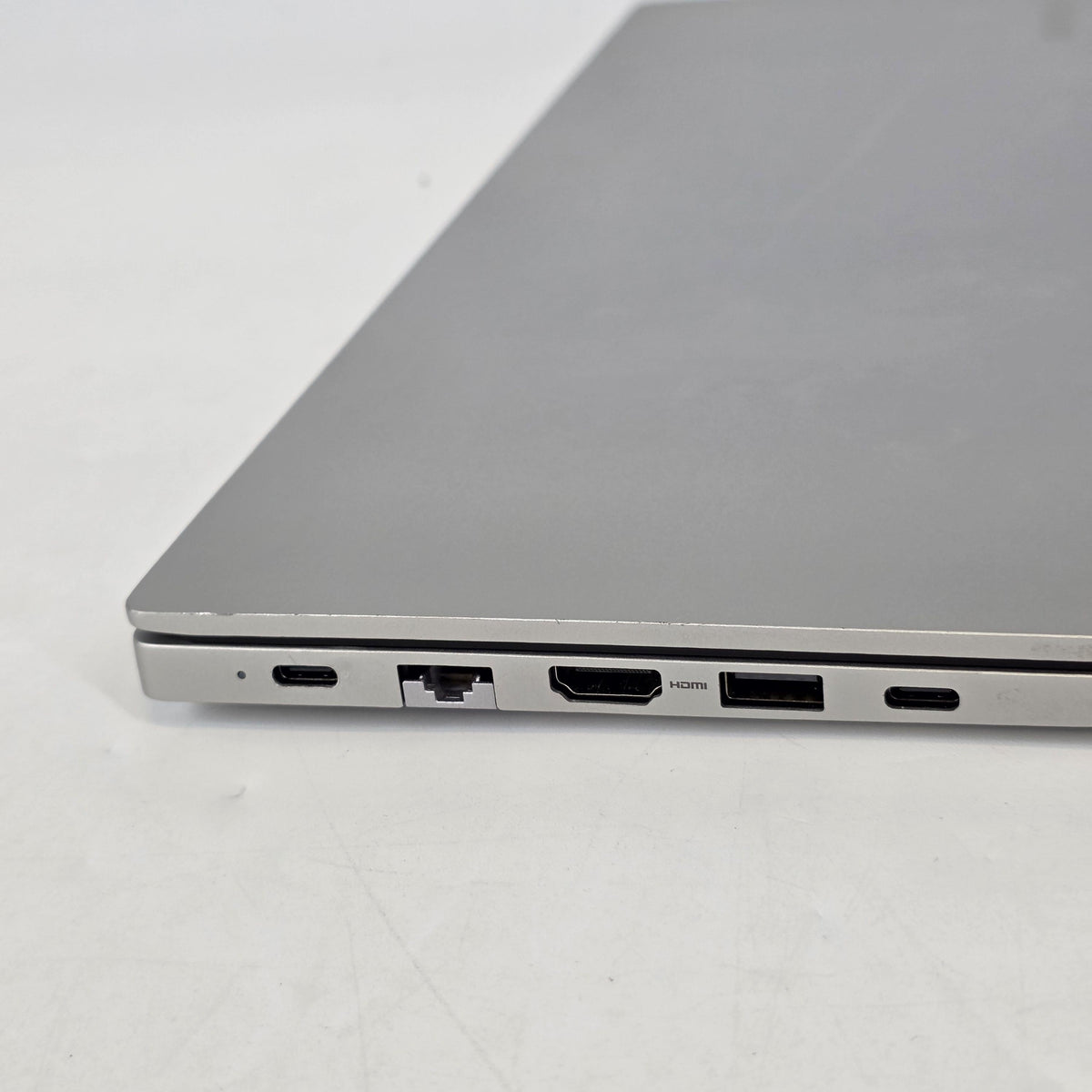 Galaxy Book4 15.6 Silver 1.8 GHz Intel Core 7 16GB RAM 512GB Solid State Drive