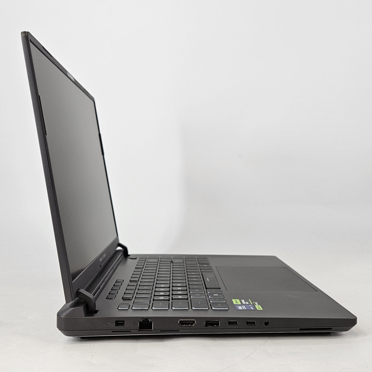 Asus ROG Strix G16 G615 16 Black 2.7 GHz Intel Core Ultra 9 Series 2 16GB RAM 1TB Solid State Drive NVIDIA GeForce RTX 5060 8 GB
