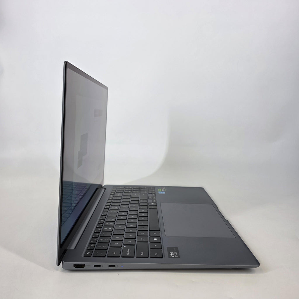 Galaxy Book4 Ultra 16 Gray 2.5 GHz Intel Core Ultra 9 32GB RAM 1TB Solid State Drive NVIDIA GeForce RTX 4070 8 GB