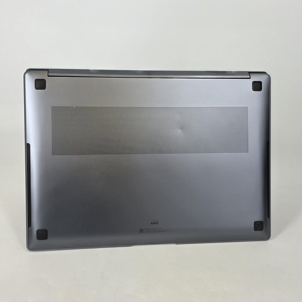 Galaxy Book4 Ultra 16 Gray 2.5 GHz Intel Core Ultra 9 32GB RAM 1TB Solid State Drive NVIDIA GeForce RTX 4070 8 GB