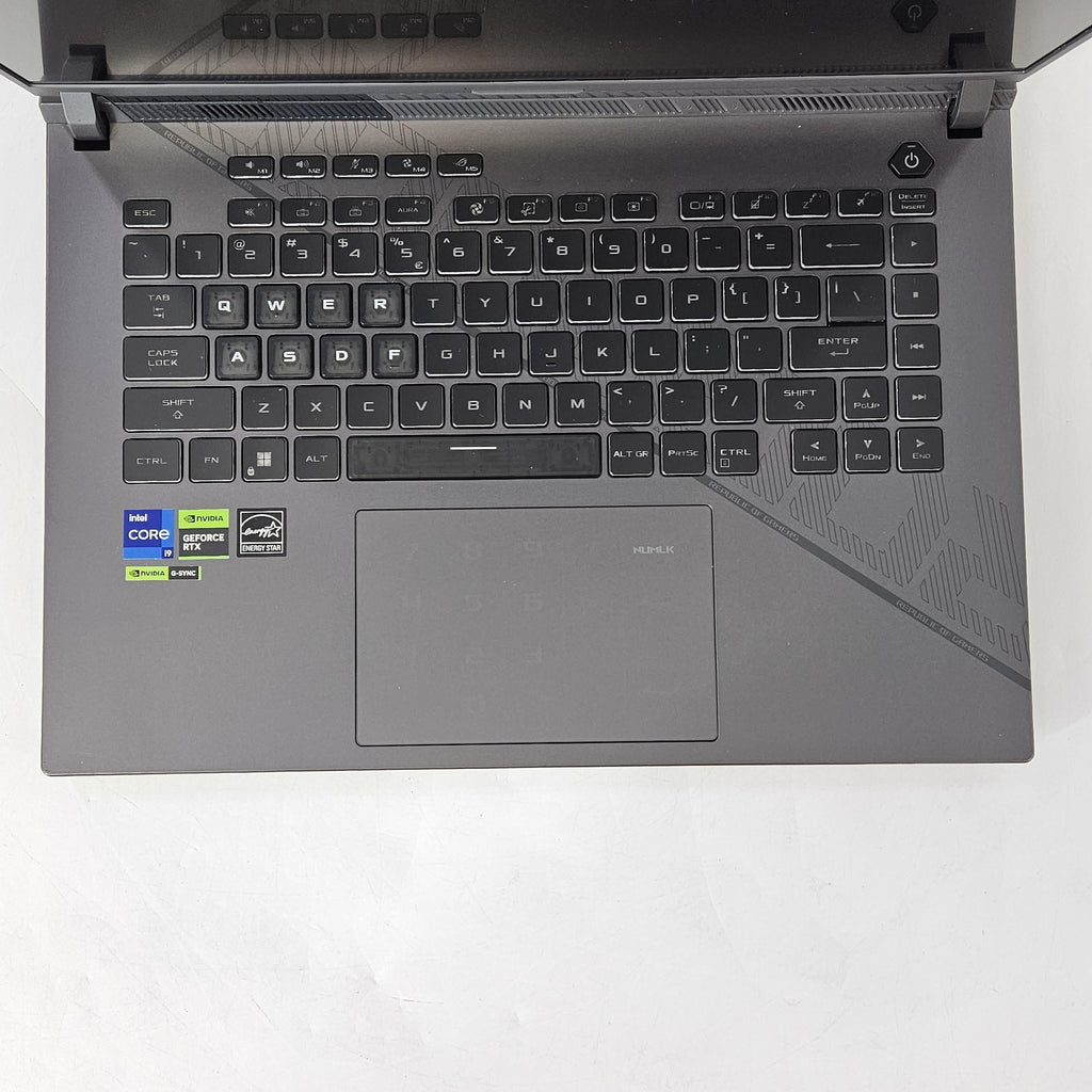 ROG Strix G16 G614 16 Black 2.2 GHz Intel Core i9 14th Gen. 16GB RAM 1TB Solid State Drive NVIDIA GeForce RTX 4060 8 GB
