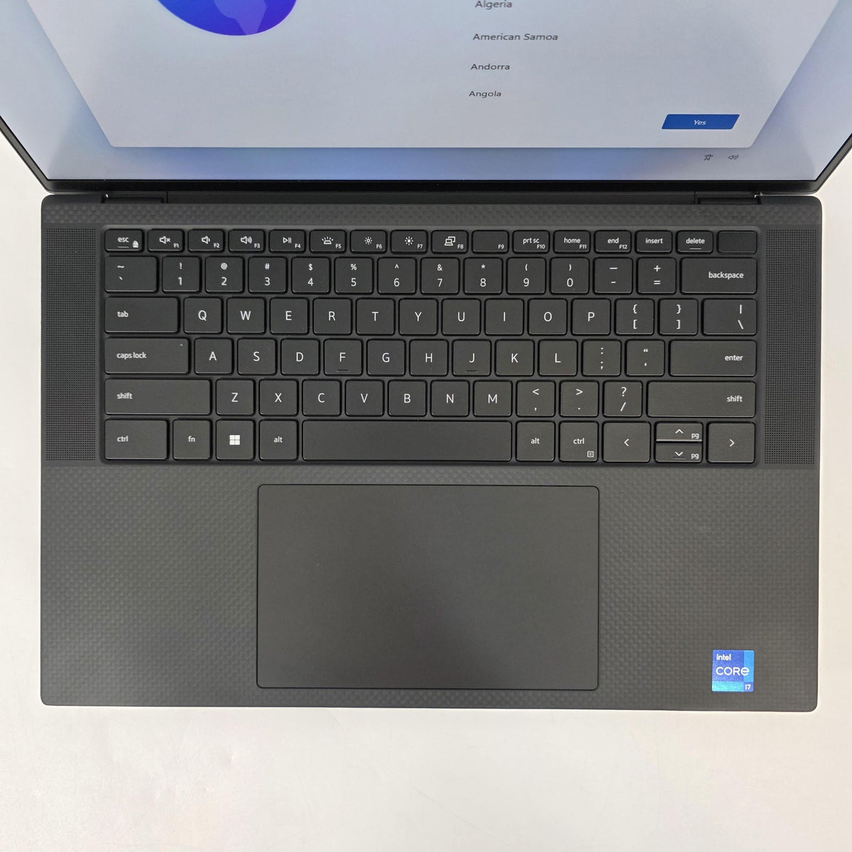 Precision 5570 15.6 Gray 2.3 GHz Intel Core i7 12th Gen. 16GB RAM 256GB Solid State Drive NVIDIA RTX A2000 8 GB
